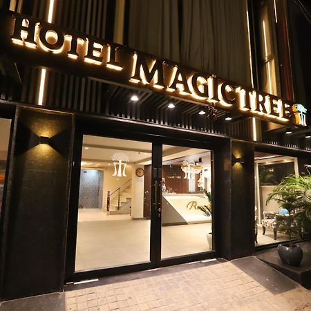 Hotel The Magic Tree - Paharganj New Delhi Bagian luar foto