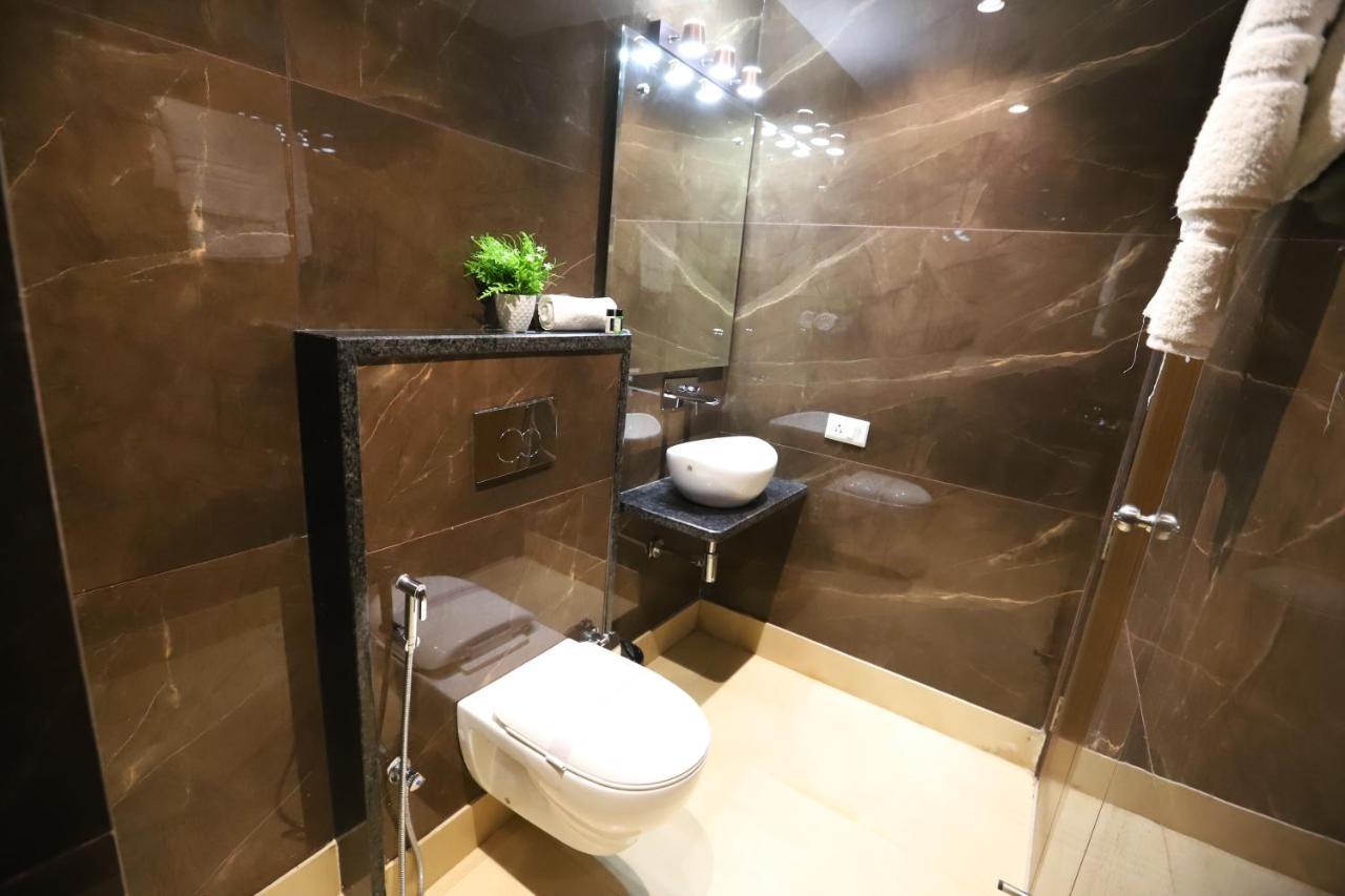Hotel The Magic Tree - Paharganj New Delhi Bagian luar foto