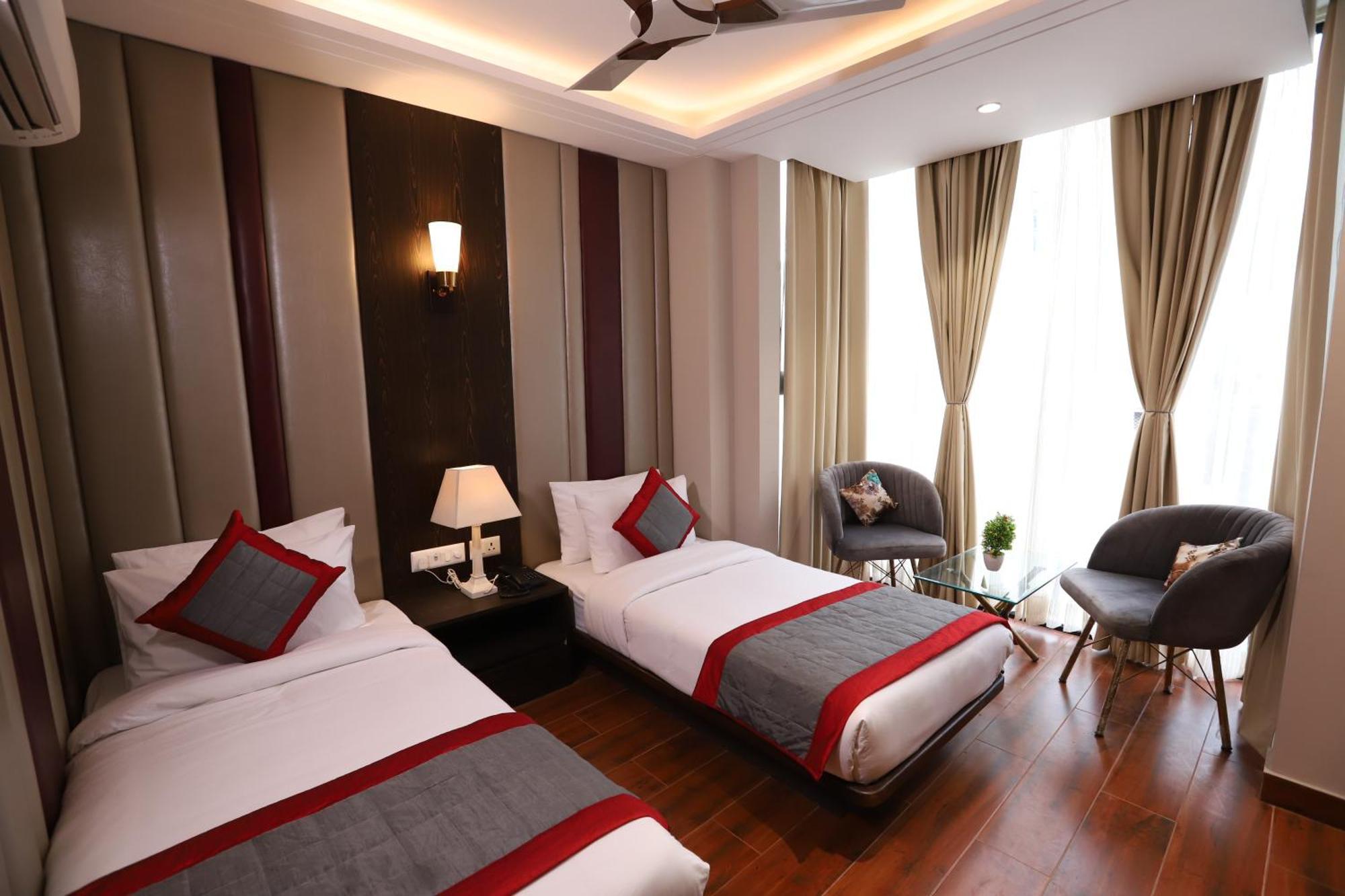 Hotel The Magic Tree - Paharganj New Delhi Bagian luar foto