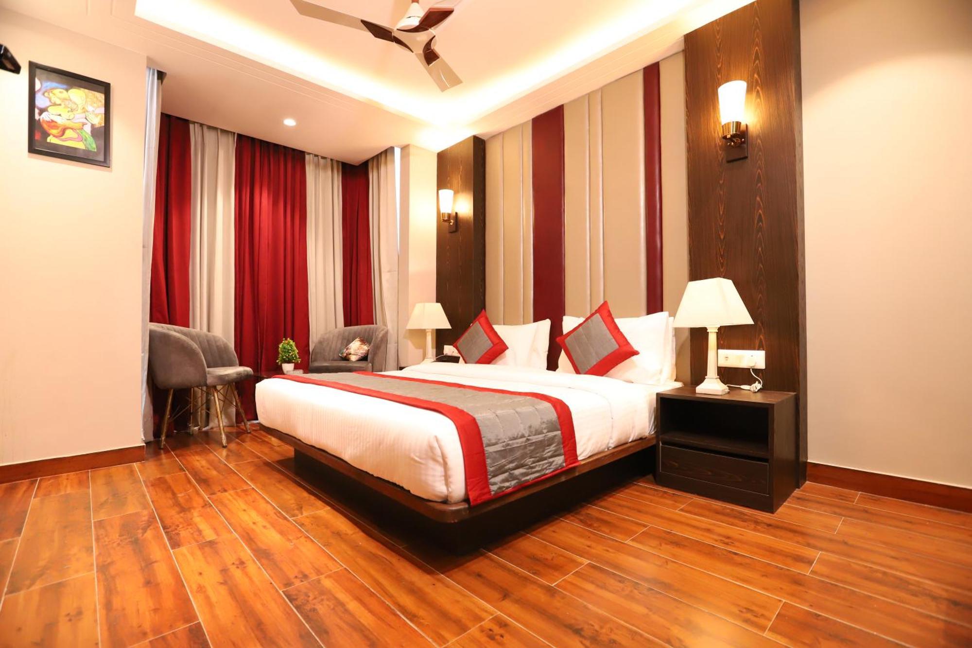 Hotel The Magic Tree - Paharganj New Delhi Bagian luar foto