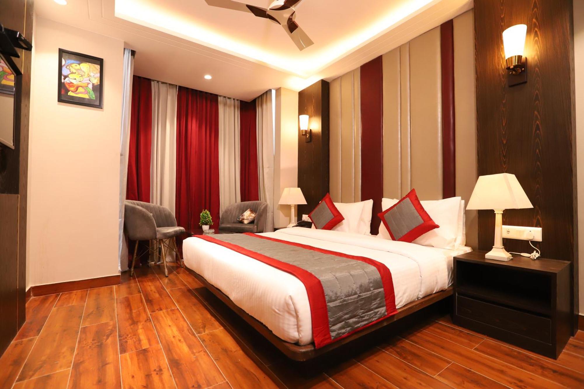 Hotel The Magic Tree - Paharganj New Delhi Bagian luar foto